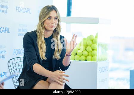 Madrid, Espagne. 17th mai 2022. Paula Badosa, joueur de tennis, lors de la présentation de l'événement Forcapil dans l'espace Matriz à Madrid. Crédit : SOPA Images Limited/Alamy Live News Banque D'Images