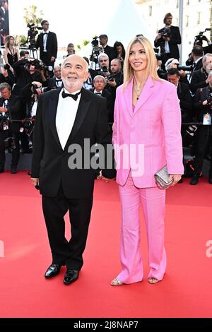 Gerard Jugnot et sa femme Patri­cia Campi à la coupe finale (Coupez!) Cérémonie de projection et d'ouverture lors du Festival annuel du film de Cannes 75th, le 17 mai 2022 à Cannes, France. Photo de David Niviere/ABACAPRESS.COM Banque D'Images