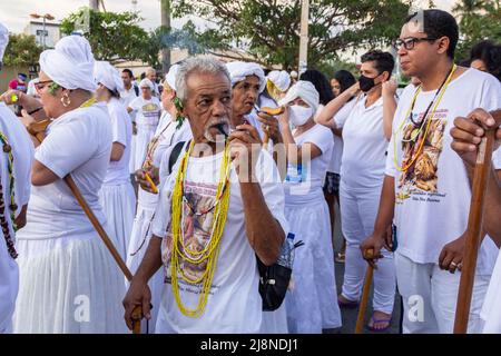 Aparecida de Goiás, Brésil – 15 mai 2022 : des personnes se sont rassemblées pour la procession des anciens Noirs dans la ville d'Aparecida de Goiânia. Banque D'Images