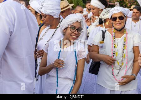 Aparecida de Goiás, Brésil – 15 mai 2022 : des personnes se sont rassemblées pour la procession des anciens Noirs dans la ville d'Aparecida de Goiânia. Banque D'Images