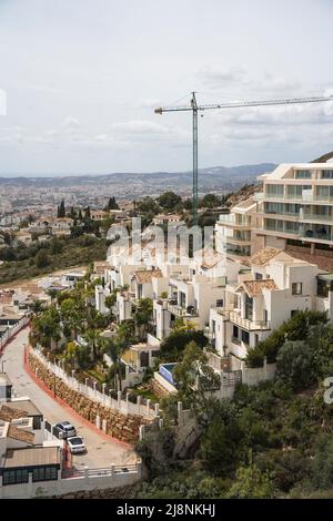 Propriétés de luxe récemment construit, près de la mer méditerranée, Benalmadena Costa, Andalousie, Espagne. Banque D'Images