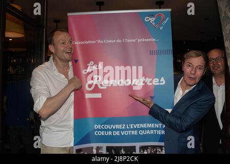 A la rencontre de Tony Gomez au café latéral à Paris 75017 France. Banque D'Images