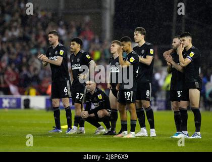 Nottingham, Royaume-Uni. 17th mai 2022. Les joueurs de Sheffield United se disputent des pénalités lors du match de championnat Sky Bet au City Ground, à Nottingham. Le crédit photo devrait se lire: Andrew Yates/Sportimage crédit: Sportimage/Alay Live News Banque D'Images