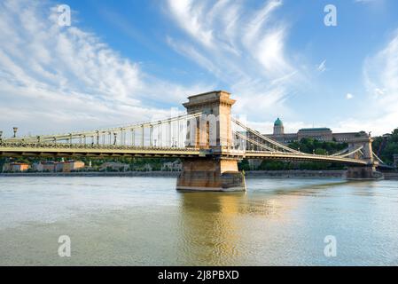 Pont des chaînes à Budapest Banque D'Images