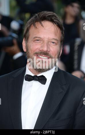 17 mai 2022, CANNES, France: CANNES, FRANCE - 17 MAI: Samuel LeBihan et ses invités assistent à la projection de ''final Cut (Coupez!)'' Et cérémonie d'ouverture tapis rouge pour le festival annuel de Cannes 75th au Palais des Festivals le 17 mai 2022 à Cannes, France (Credit image: © Frederick Injimbert/ZUMA Press Wire) Banque D'Images