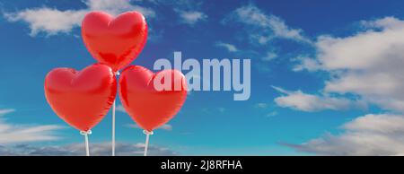 Coeur ballon rouge brillant sur fond bleu ciel. Carte de vœux, Saint Valentin, symbole d'amour, santé, ballon volant brillant sur ciel nuageux. Gros plan Banque D'Images