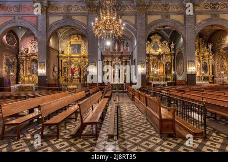 Intérieur de l'église néo-gothique Sant Bartomeu sur la place principale Placa Constitucio à Soller dans les montagnes de Serra de Tramuntana, patrimoine mondial de l'UNESCO Banque D'Images