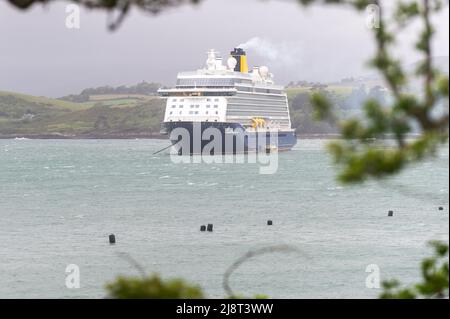 Bantry, West Cork, Irlande. 18th mai 2022. Le paquebot de croisière de luxe « Spirit of Adventure » a visité Bantry aujourd'hui. Le bateau de croisière, qui transporte 999 passagers et 540 membres d'équipage, est ancré à 06,30 ce matin et navigue à 17,00 ce soir. le club de golf de bantry s'est avéré un bon point de vue pour voir le bateau. Crédit : AG News/Alay Live News Banque D'Images