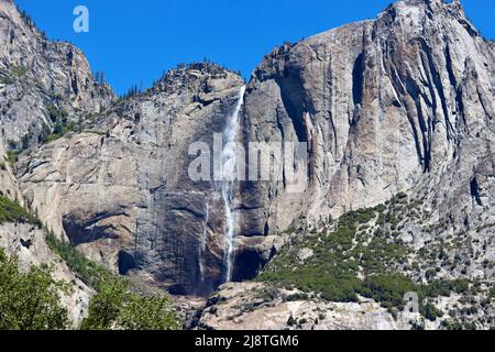 Upper Yosemite Falls dans le parc national de Yosemite Banque D'Images