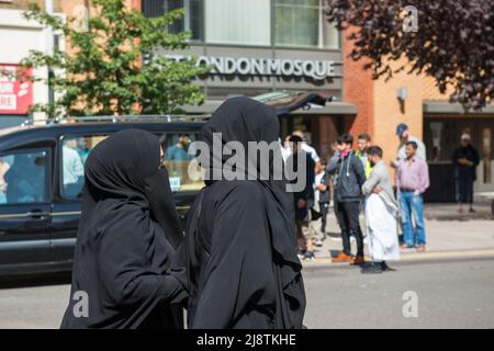 Londres, 18/08/2017: Funerale, Moschea di East London - funérailles, Mosquée de l'est de Londres. © Andrea Sabbadini Banque D'Images