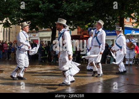 Une journée de danse à York avec diverses équipes de danse Morris Banque D'Images