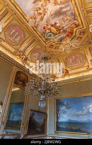 Caserta, Campanie, Italie, le Palais Vanvitellien. C'est un palais royal, avec un parc, situé à Caserta. C'est la plus grande résidence royale du wor Banque D'Images