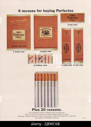 Perfectos cigarettes paquet de cigarettes vintage papier publicité annonce 1970s Banque D'Images