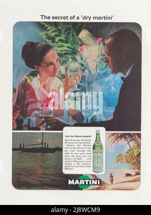 Martini vintage publicité papier annonce 1970s Martini bianco martini rosso Banque D'Images