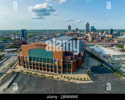 Indianapolis, Indiana, États-Unis. 13th mai 2022. Vue aérienne du Lucas Oil Stadium, stade des Indianapolis Colts, situé dans la ville d'Indianapolis, Indiana (Credit image: © Walter G. Arce Sr./ZUMA Press Wire) Banque D'Images