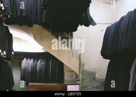 Une boutique de vestes vintage Banque D'Images