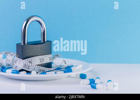 L'interdiction de prendre des médicaments pour la perte de poids. Restriction sur l'importation de pilules de perte de poids. Fermeture des médicaments. Contre-indications pour le traitement. Banque D'Images