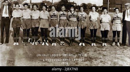 Oakville Dames Softball Team ca. 1934 Banque D'Images