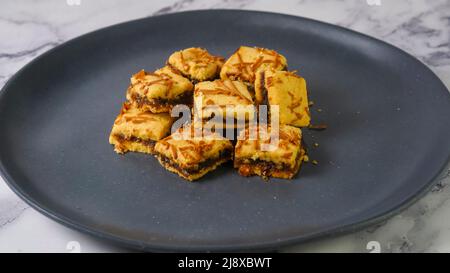 La tarte au fromage à l'ananas est une petite tarte à l'ananas, de petite taille, remplie ou recouverte de confiture d'ananas, ajoutant un ingrédient supplémentaire de fromage, com Banque D'Images