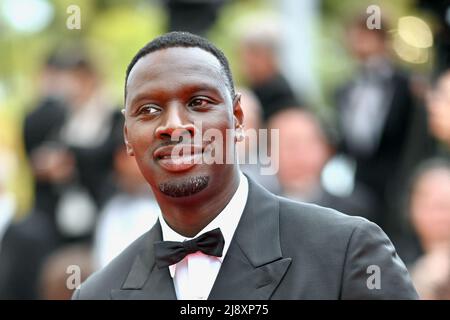 Mathieu Vadepied et Omar Sy arrivent pour la projection de Top Gun: Maverick dans le cadre du Festival de cannes 75th le 18 mai 2022 à Cannes, France. Photo de Franck Castel/ABACAPRESS.COM Banque D'Images