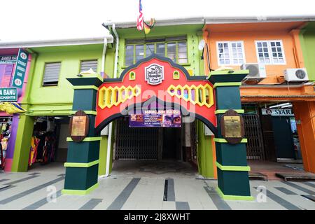 Bâtiments colorés dans la rue India à Kuching, Sarawak, Malaisie. Banque D'Images