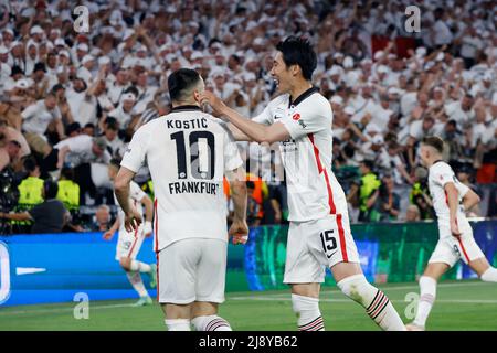Séville, Espagne. Crédit : D. 18th mai 2022. Daichi Kamada (Francfort) football : UEFA Europa League finale match entre Eintracht Frankfurt 0-0 Glasgow Rangers au stade Ramon Sanchez Pizjuan à Séville, Espagne. Credit: D .Nakashima/AFLO/Alamy Live News Banque D'Images