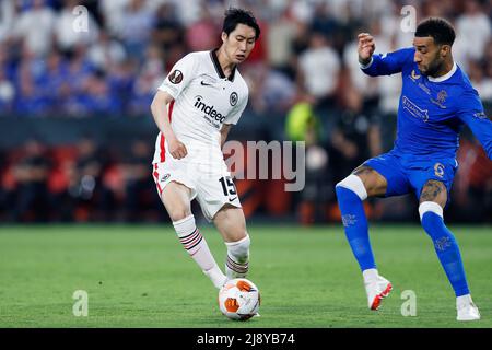 Séville, Espagne. Crédit : D. 18th mai 2022. Daichi Kamada (Francfort) football : UEFA Europa League finale match entre Eintracht Frankfurt 0-0 Glasgow Rangers au stade Ramon Sanchez Pizjuan à Séville, Espagne. Credit: D .Nakashima/AFLO/Alamy Live News Banque D'Images
