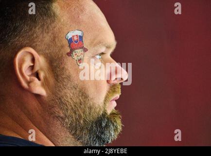 Helsinki, Finlande. 18th mai 2022. SVK fan dans le match SUISSE - SLOVAQUIE 5-3 du CHAMPIONNAT DU MONDE DE HOCKEY SUR GLACE IIHF Groupe B à Helsinki, Finlande, 18 mai 2022, saison 2021/2022 © Peter Schatz / Alay Live News Banque D'Images