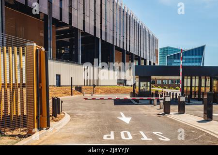 LUXEMBOURG, MAI 2022 : les bâtiments de la Cour de justice de la Communauté européenne dans le quartier de la place de l'Europe Kirchberg Banque D'Images