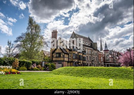 L'image est de la maison du château de Gates près de l'entrée du château de Shrewsbury Banque D'Images