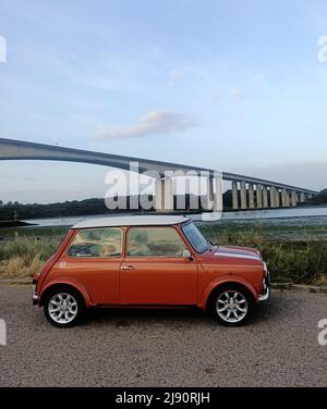 Volcano Orange Rover Mini Cooper Banque D'Images