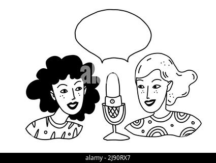 Deux femmes parlent dans un microphone. Les jeunes filles parlent et diffusent. Illustration vectorielle de style dessin animé avec des caractères hébergeant un podcast. Illustration de Vecteur