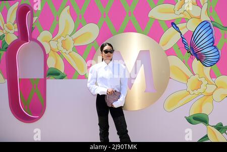 Peggy Gou arrive à l'événement Magnum "Classics CAN be Remixed" à Cannes, France. Date de la photo: Jeudi 19 mai 2022. Banque D'Images