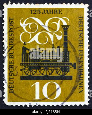 ALLEMAGNE - VERS 1960: Un timbre imprimé en Allemagne montre Steam Locomotive, 125th anniversaire des chemins de fer allemands, vers 1960 Banque D'Images