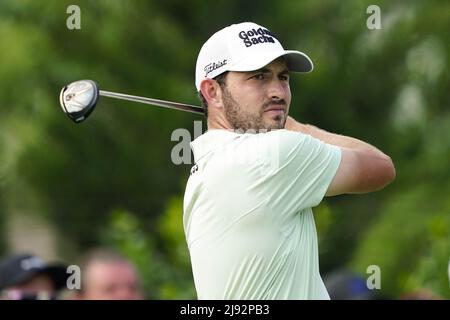 Tulsa, États-Unis. 19th mai 2022. Patrick Cantlay joue le 15th trous lors du premier tour du championnat PGA au Southern Hills Country Club de Tulsa, Oklahoma, le jeudi 19 mai 2022. Photo de Kyle Rivas/UPI crédit: UPI/Alay Live News Banque D'Images