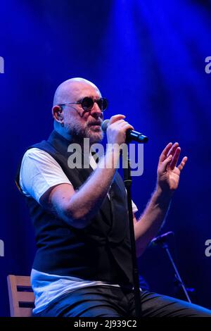 Brescia, Italie. 19th mai 2022. Mario Biondi pendant MARIO BIONDI - VISITE ROMANTIQUE 2022, concert de musique de chanteur italien à Brescia, Italie, mai 19 2022 crédit: Agence de photo indépendante/Alamy Live News Banque D'Images