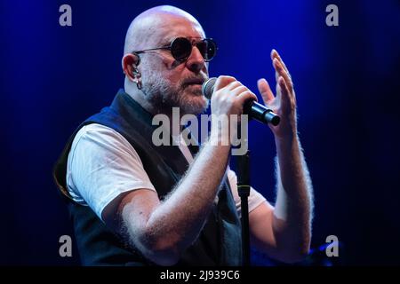 Brescia, Italie. 19th mai 2022. Mario Biondi pendant MARIO BIONDI - VISITE ROMANTIQUE 2022, concert de musique de chanteur italien à Brescia, Italie, mai 19 2022 crédit: Agence de photo indépendante/Alamy Live News Banque D'Images