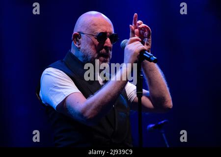 Brescia, Italie. 19th mai 2022. Mario Biondi pendant MARIO BIONDI - VISITE ROMANTIQUE 2022, concert de musique de chanteur italien à Brescia, Italie, mai 19 2022 crédit: Agence de photo indépendante/Alamy Live News Banque D'Images