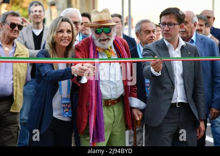 Pala Wanny, Florence, Italie, 19 mai 2022, Cérémonie de découpe du ruban lors de la cérémonie d'ouverture de Pala Wanny - événement Banque D'Images