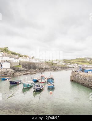 Coverack sur le Lizard péninsulaire à Cornwall. Date de la photo: Vendredi 6 mai 2022. Photo de Christopher Ison © Banque D'Images