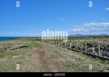 Le Wales Coast Path suit la côte sauvage de la péninsule de Llyn, au nord Banque D'Images