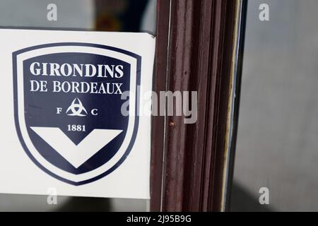 Bordeaux , Aquitaine France - 05 15 2022 : Girondins de Bordeaux boutique marque et texte pour FC logo football Club Banque D'Images