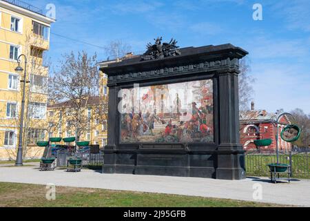 KRONSTADT, RUSSIE - 01 MAI 2022 : monument 'Triumph de la flotte russe' le jour ensoleillé de mai Banque D'Images