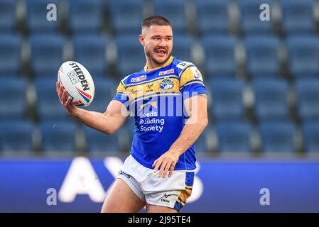 Leeds, Royaume-Uni. 20th mai 2022. James Bentley, de Leeds Rhinos, célèbre son essai à Leeds, au Royaume-Uni, le 5/20/2022. (Photo de Mark Cosgrove/News Images/Sipa USA) crédit: SIPA USA/Alay Live News Banque D'Images