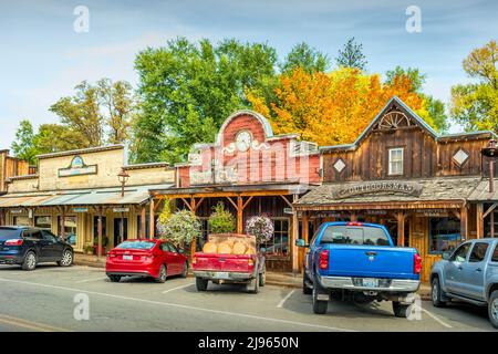 Magasins de style occidental dans la ville de Winthrop Washington State USA Banque D'Images