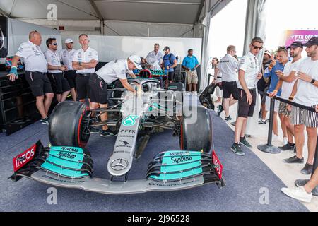 Miami Beach Florida, FTX Off the Grid event, course de Formule 1 du Grand Prix du week-end de course 1 F1, Mercedes-AMG Petronas Formule 1 Team car Banque D'Images