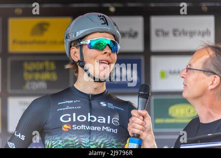 Ukko Peltonen de Global 6 Cycling avant de courir dans la série Sportsbreaks Tour course cycle ronde cinq à Clacton on Sea, Essex, Royaume-Uni. Race de critérium Banque D'Images