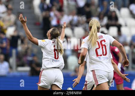 TURIN - Amandine Henry de l'Olympique Lyonnais Women célèbre la 0-1 avec ses coéquipiers lors de la finale de la Ligue des champions des femmes de l'UEFA entre le FC Barcelone et l'Olympique Lyon au stade Juventus le 21 mai 2022 à Turin, Italie. ANP | HAUTEUR NÉERLANDAISE | GERRIT DE COLOGNE Banque D'Images
