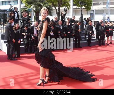 Cannes, France. 21st mai 2022. La socialite britannique Lady Victoria Hervey assiste à la première de Triangle de tristesse au Palais des Festivals au Festival de Cannes 75th, France, le samedi 21 mai 2022. Photo de Rune Hellestad/ Credit: UPI/Alay Live News Banque D'Images