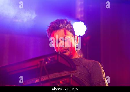 Belfast, Royaume-Uni. 21st mai 2022. 21st mai 2022 Gary Numan a joué à l'Ulster Hall, Belfast dans le cadre de la tournée Intruder crédit: Bonzo/Alamy Live News Banque D'Images